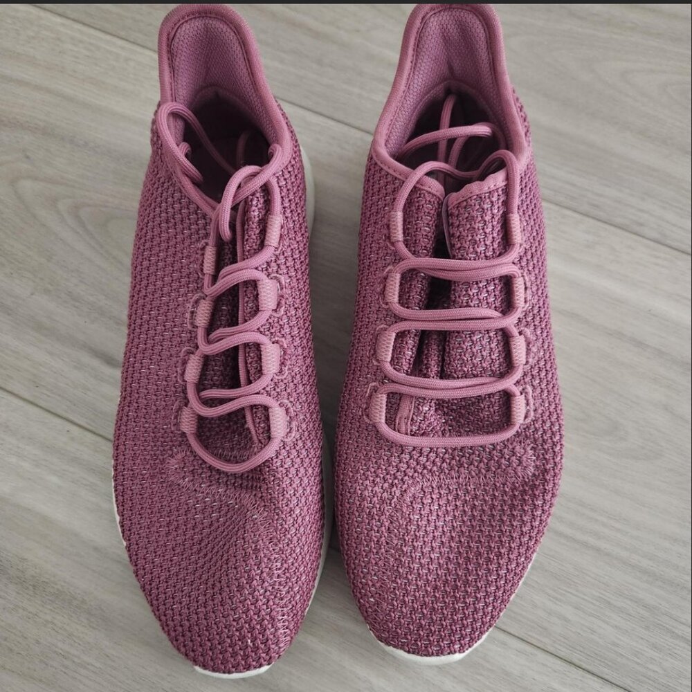 Adidas trainer Size 9